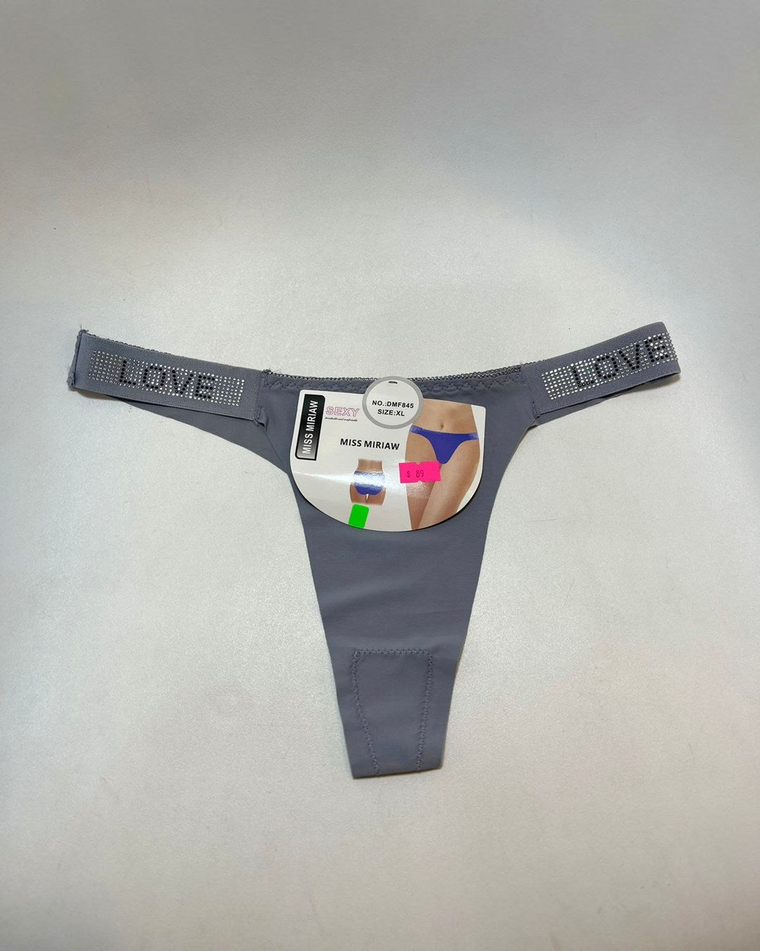 TANGA DE LICRA SIN COSTURA CON BRILLOS LOVE