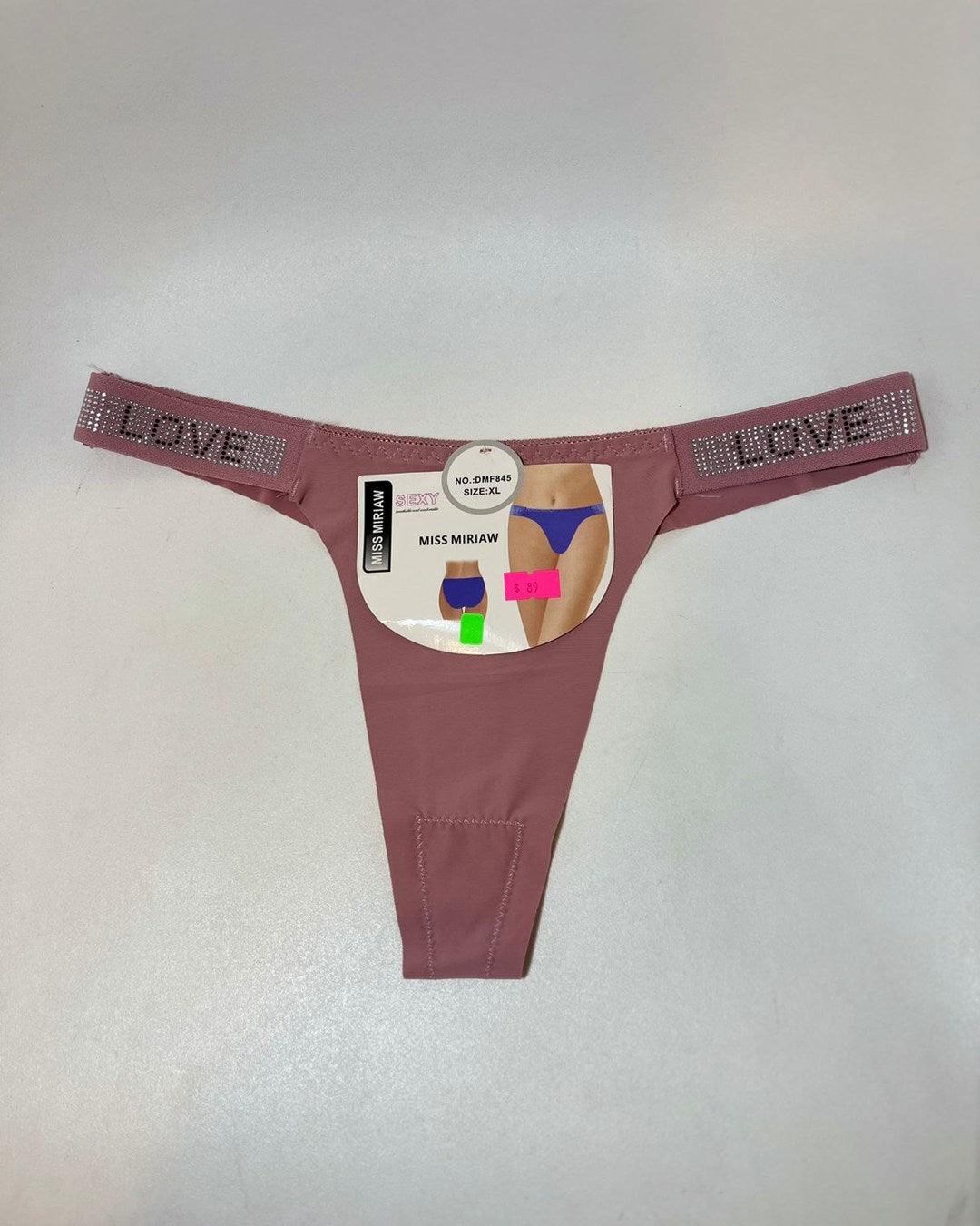 TANGA DE LICRA SIN COSTURA CON BRILLOS LOVE