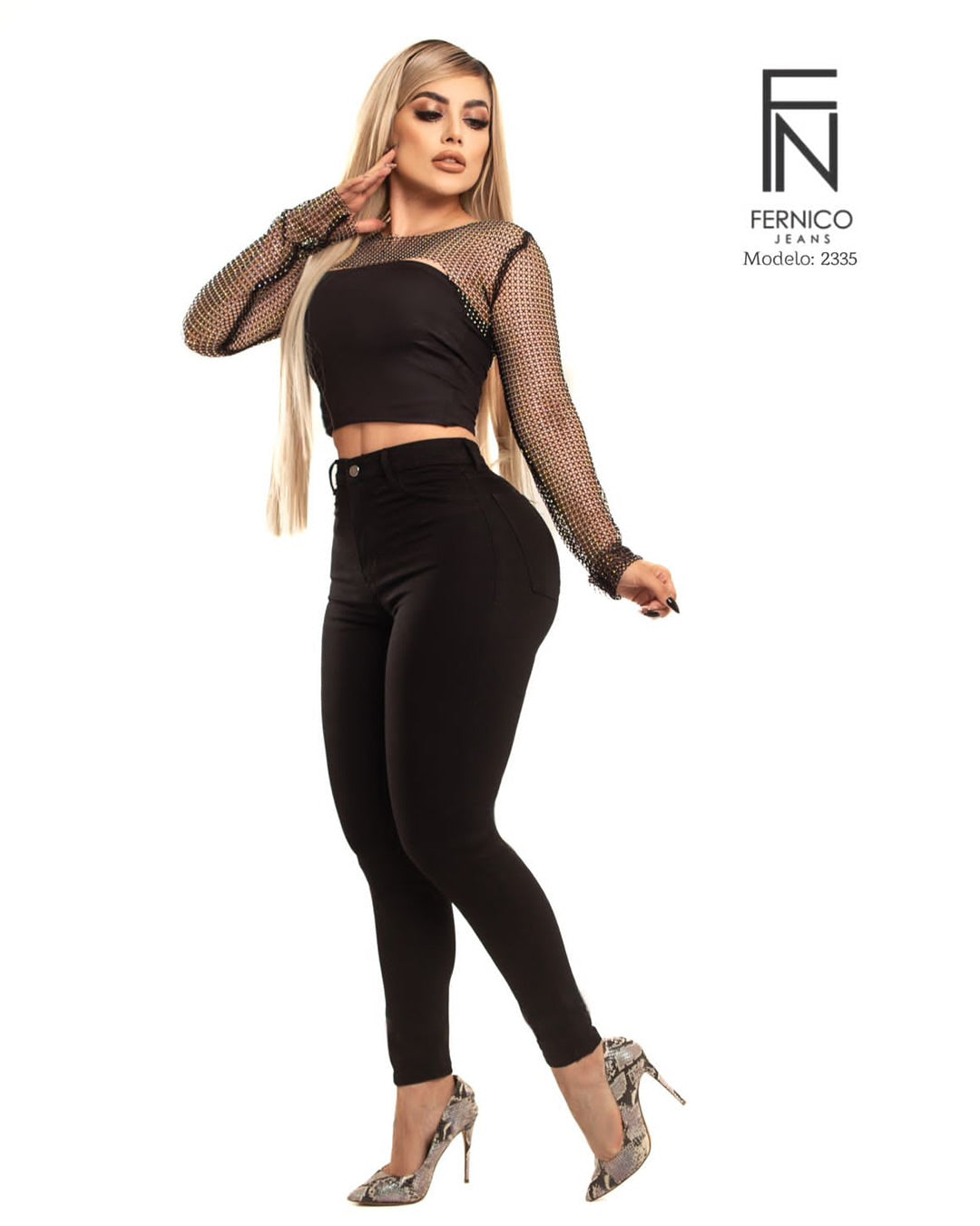 PANTALÓN DE MEZCLILLA NEGRA DE 1 SOLO BOTÓN CON BOLSAS LEVANTA POMPI FERNICO 2335