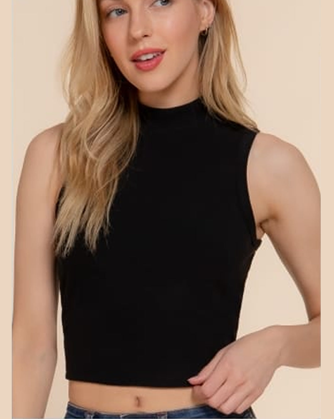 BLUSA CROPTOP CUELLO ALTO SIN MANGA T14093