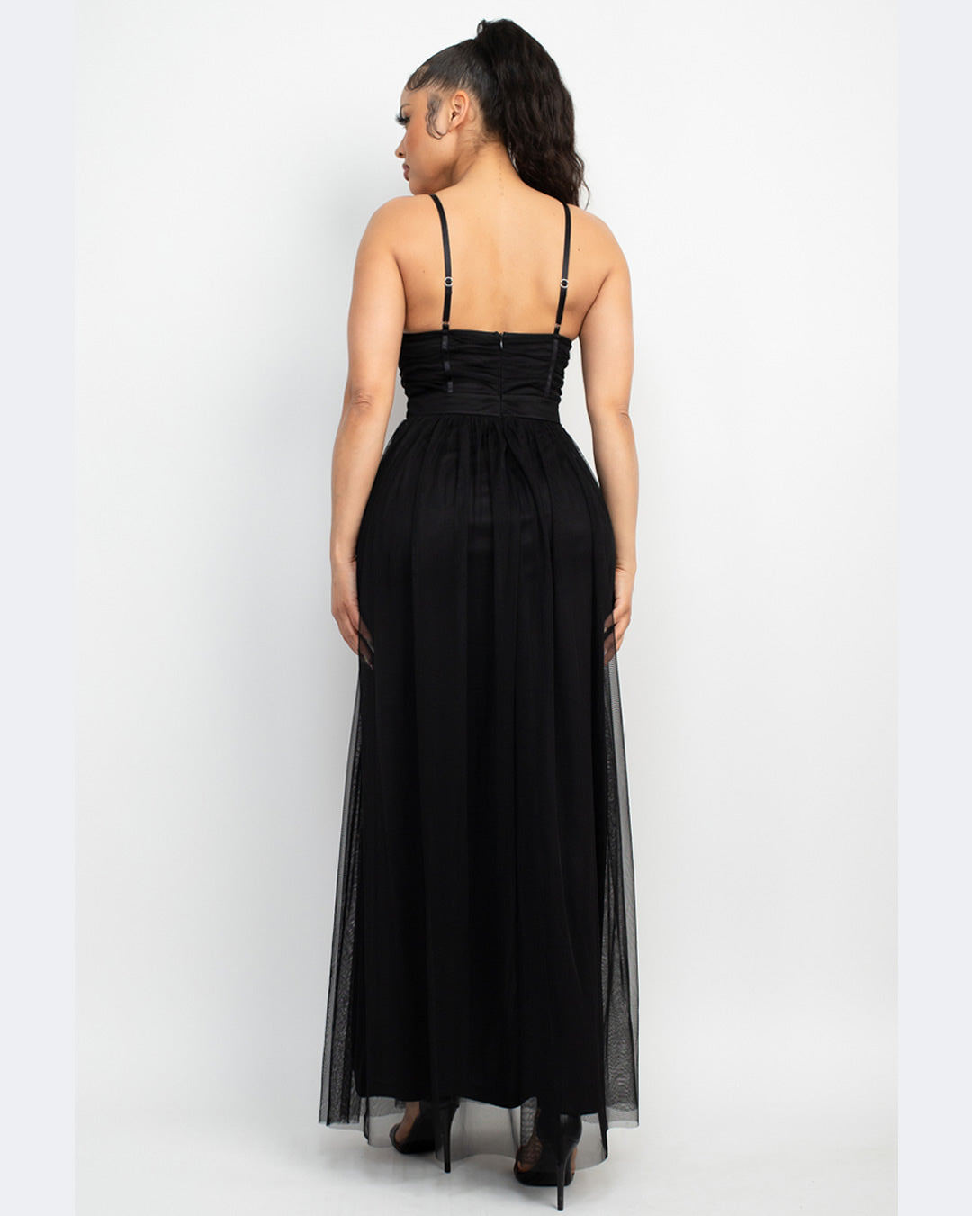 VESTIDO LARGO NEGRO DE TIRANTES CON FALDILLA DE TULL ID5431