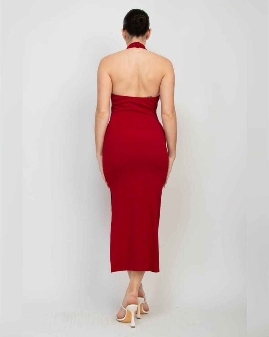 VESTIDO HALTER ROJO CON ABIERTA LATERAL HMD14233