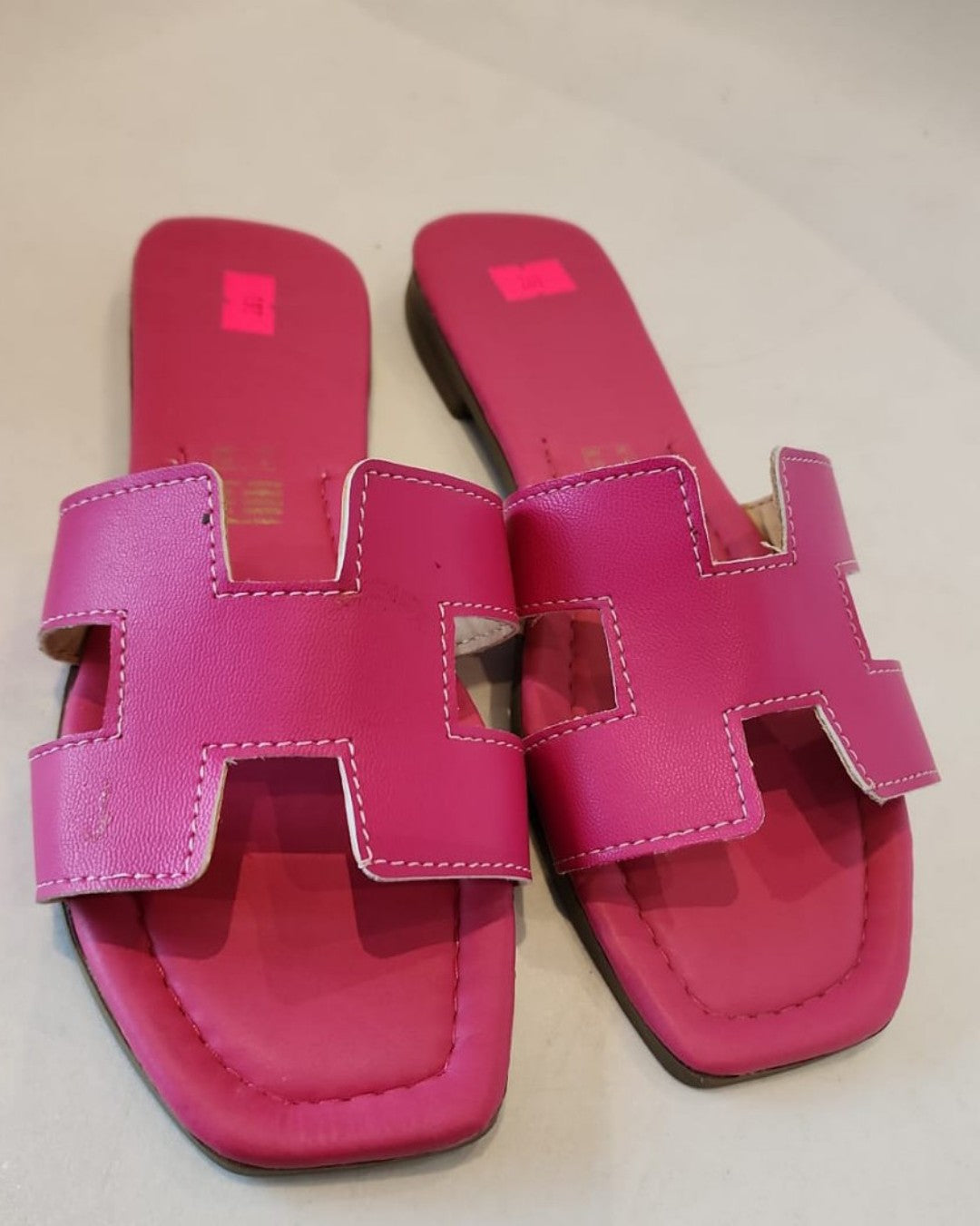 SAN-5018 SANDALIA DE PISO MODELO HELEN COLOR ROSA FIUSHA