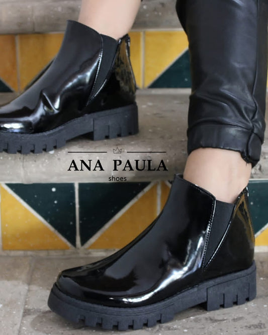 BOTINES DE CHAROL NEGRO BO-5110