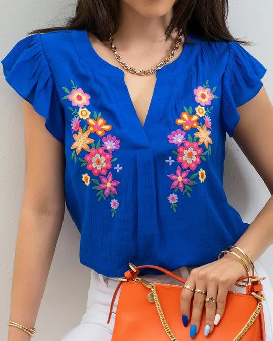 BLUSA AZUL CON BORDADO DE FLORES CR2219