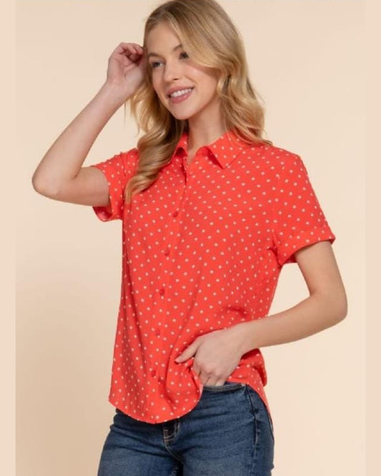 BLUSA CAMISERA NARANJA CON ESTRELLAS BLANCAS DE MANGA CORTA