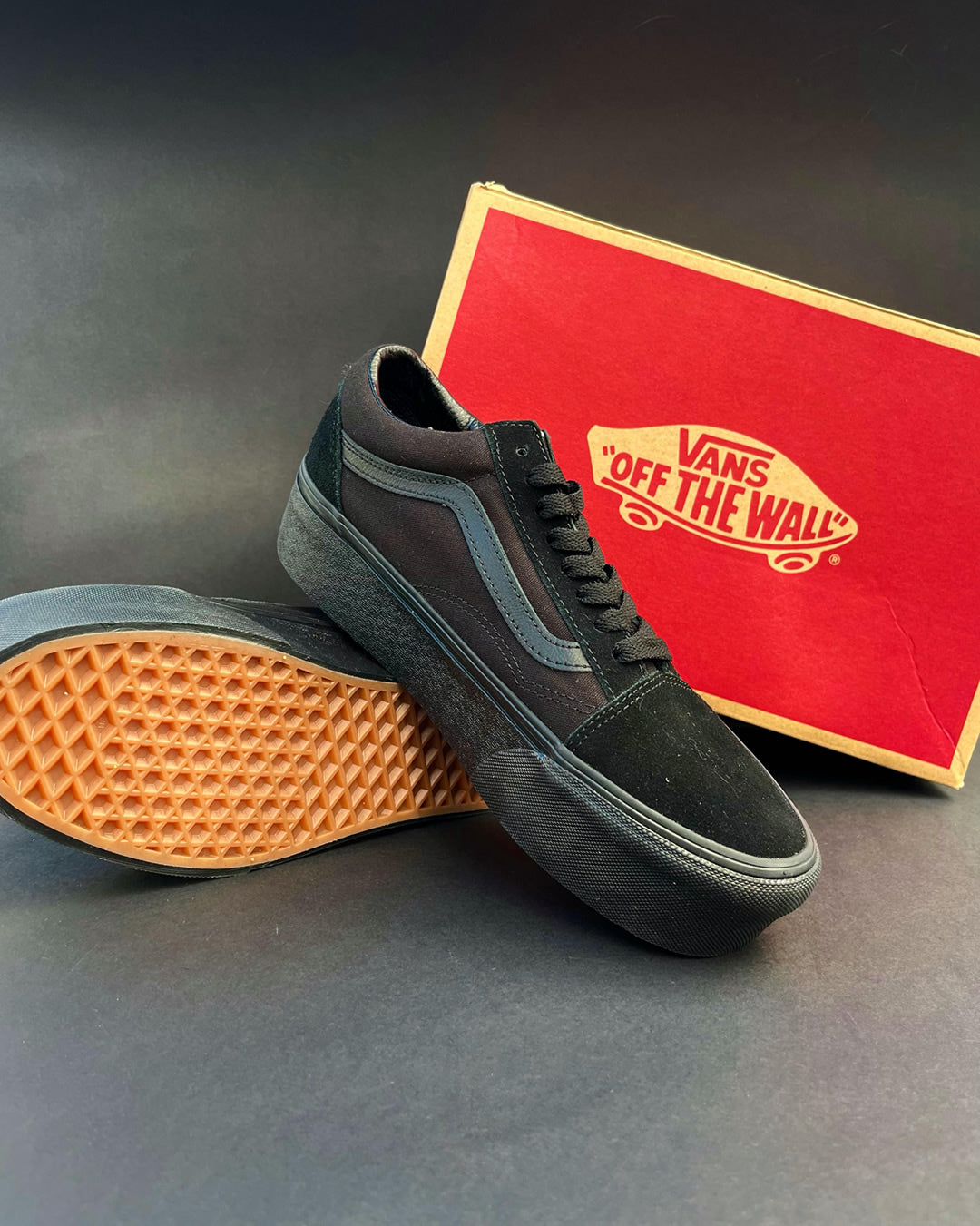 TENIS VANS NEGROS OLD SKOOL PLATAFORMA