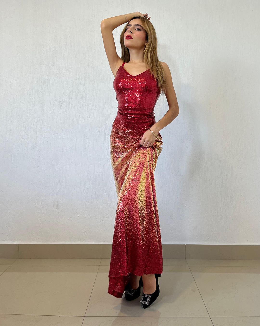 VESTIDO LARGO ROJO LENTEJUELAS HMD13586A