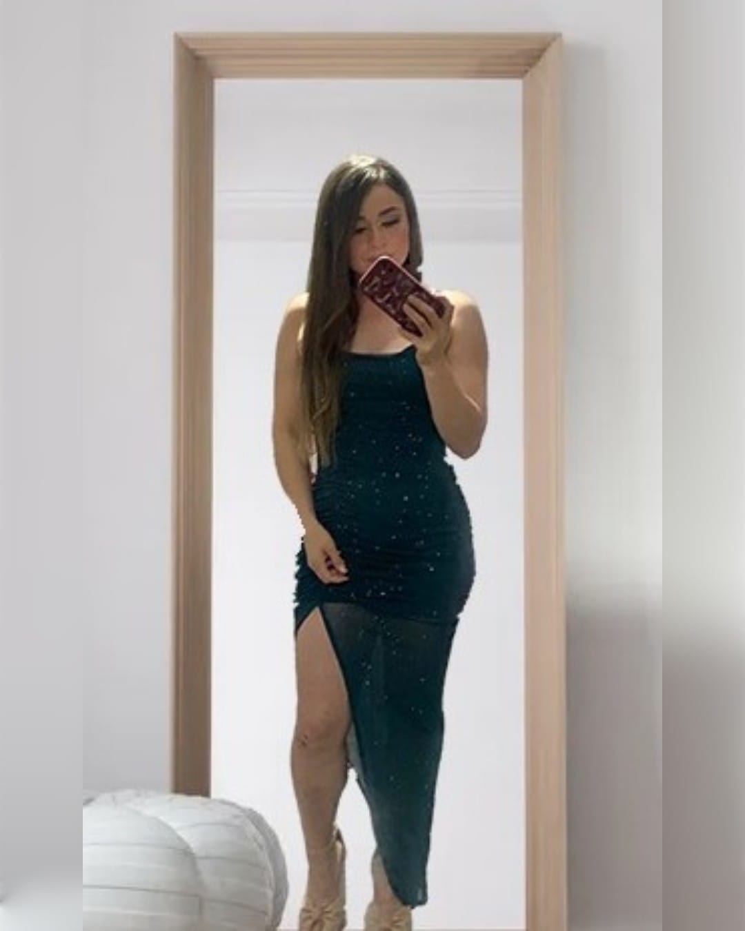 VESTIDO VERDE ESMERALDA CON GLITTER, ASIMETICO, DE TIRANTES