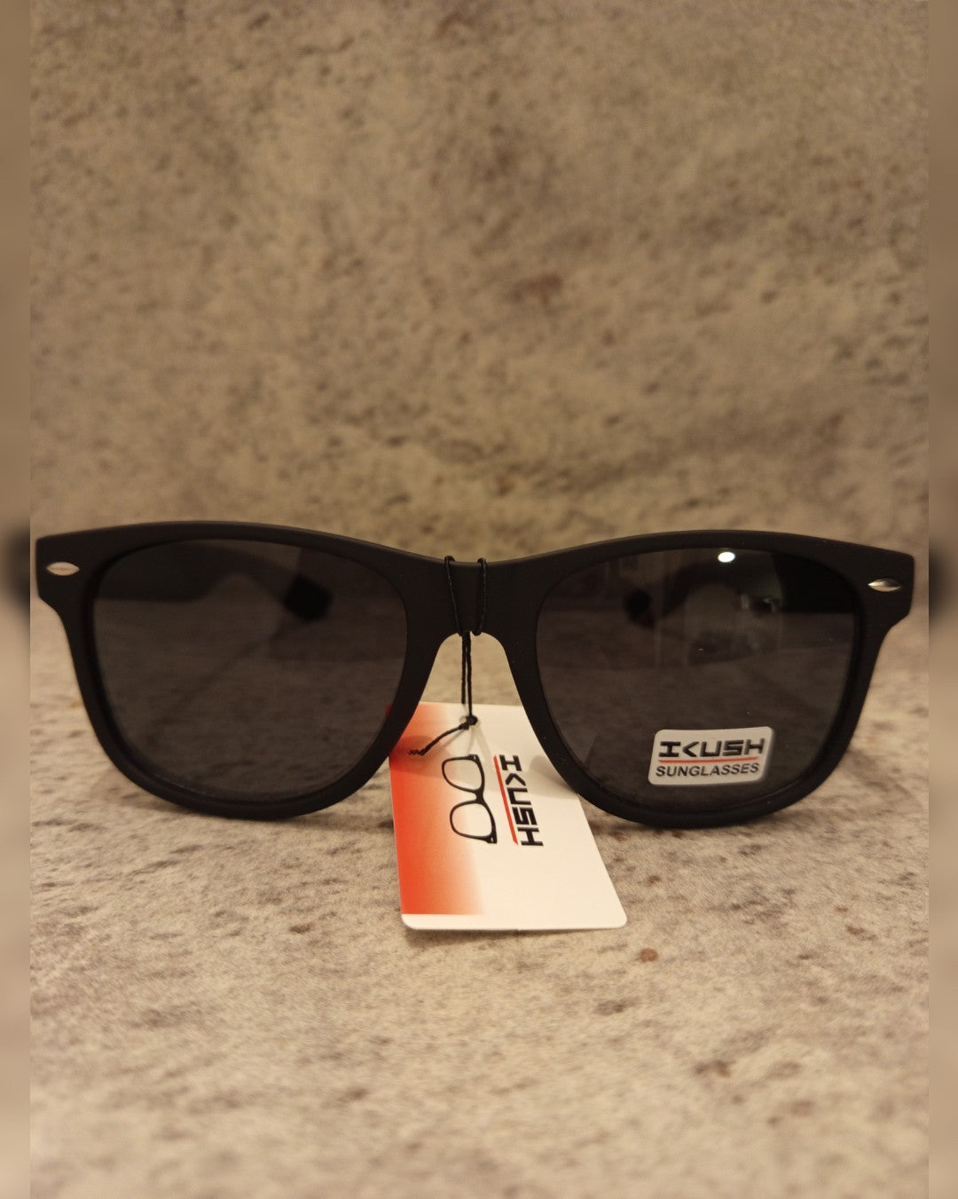 L054 LENTES DE SOL