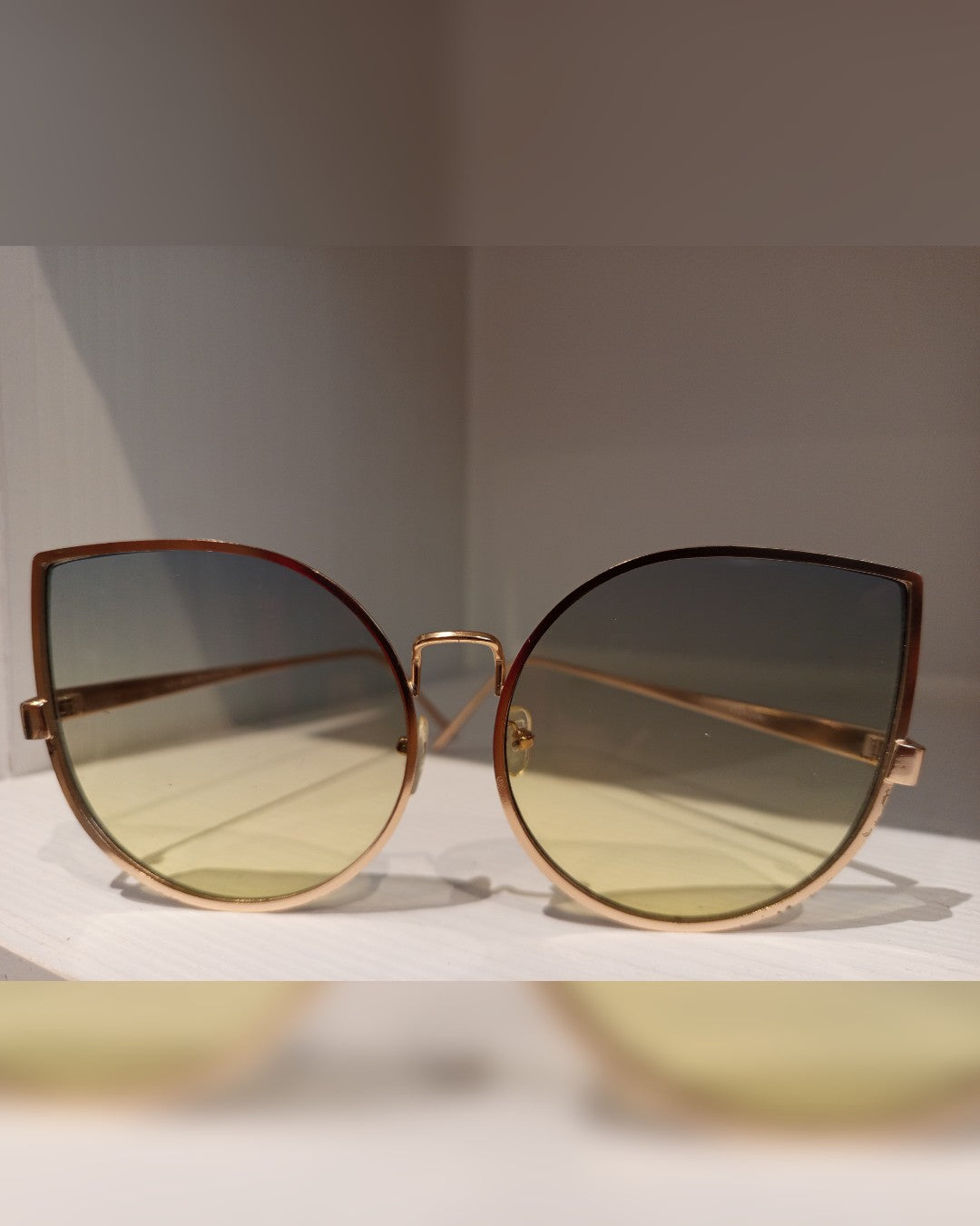 L044 LENTES DE SOL
