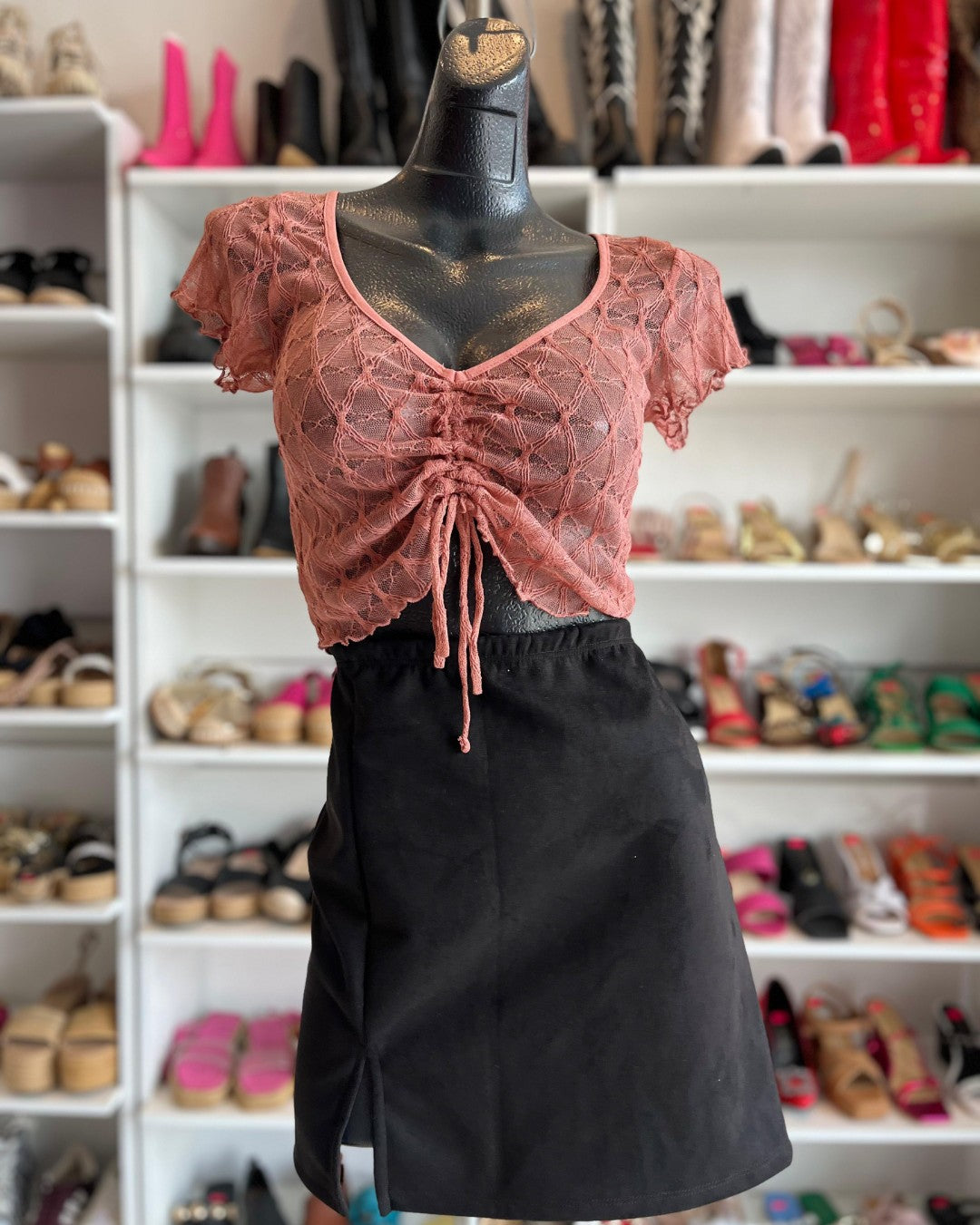 S0232 BLUSA DE ENCAJE, CON JARETA AJUSTABLE