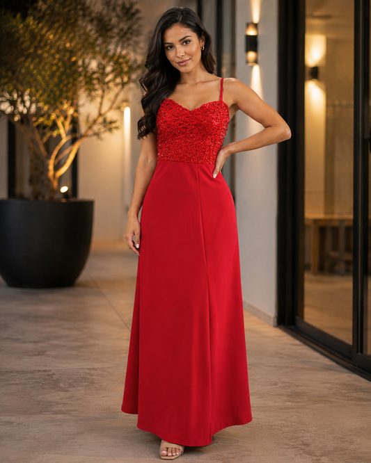 S0007 VESTIDO ROJO LARGO, CON LENTEJUELAS EN EL PETO, DE TIRANTES