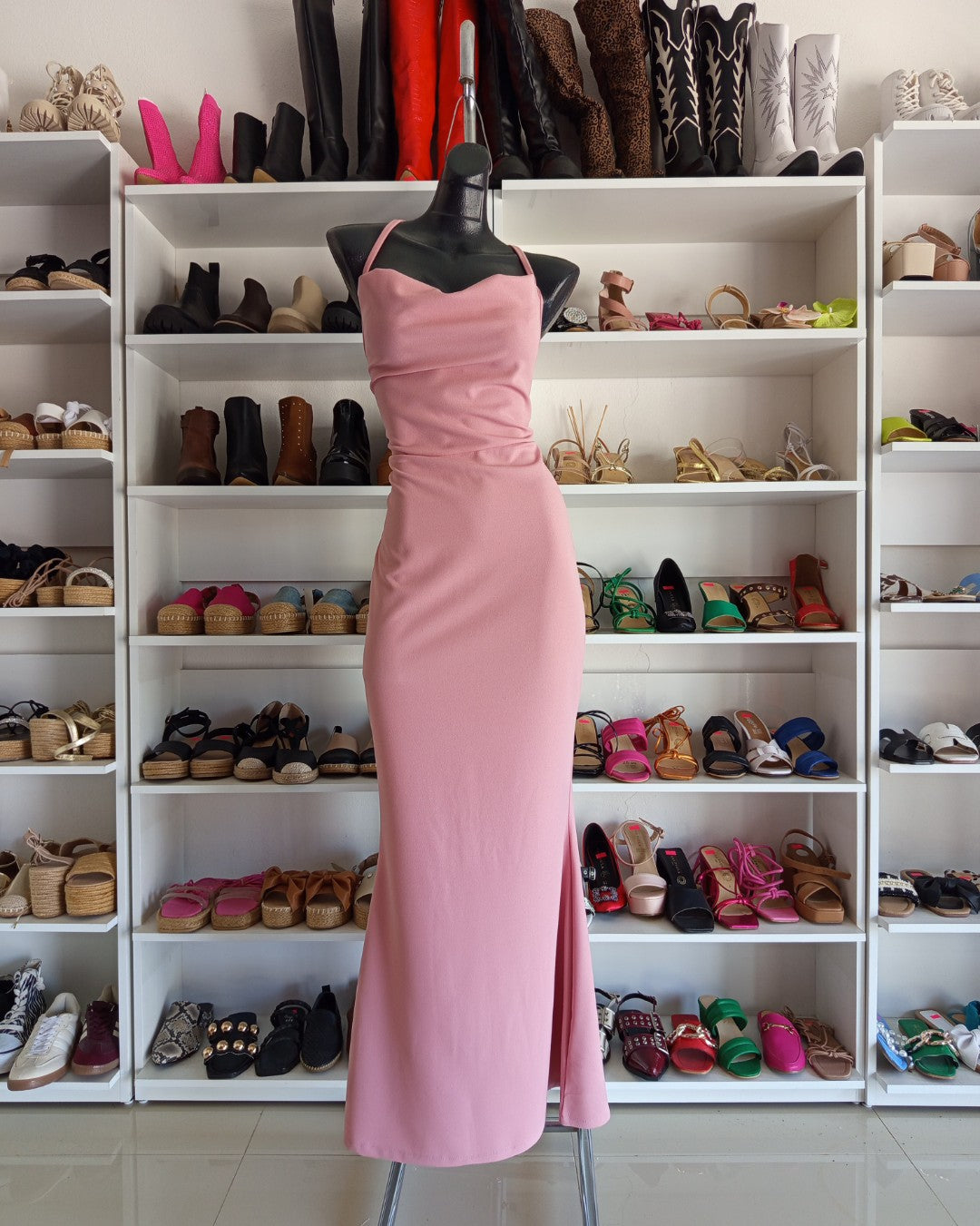 S0201 VESTIDO LARGO ROSA PALO, FALDA CORTE SIRENA