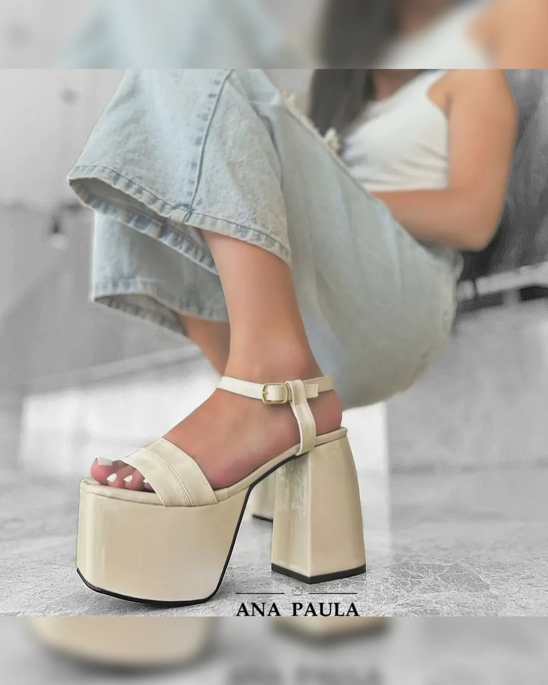 ZAPATILLAS DE PLATAFORMA ANCHA BEIGE