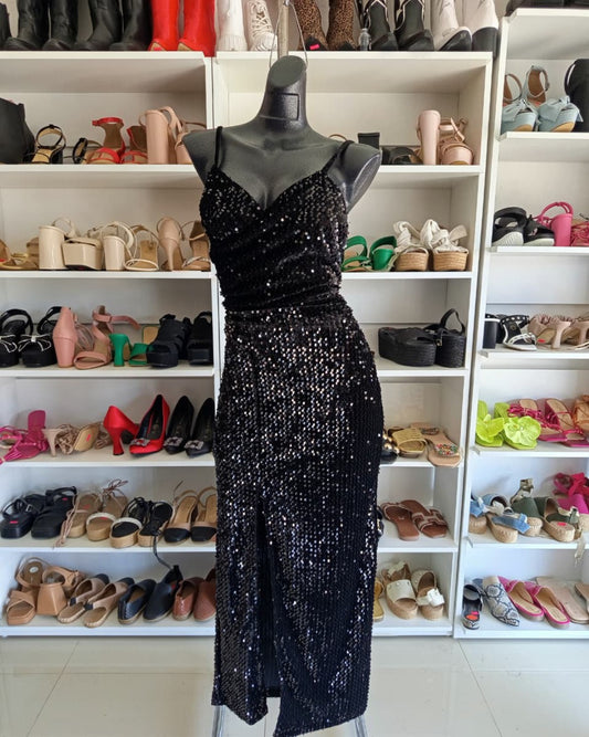 VESTIDO NEGRO DE TERCIOPELO CON LENTEJUELAS