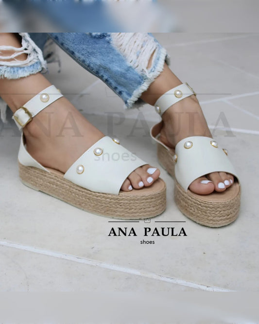 PLATAFORMAS DE YUTE, CON PULSERA Y PERLAS
