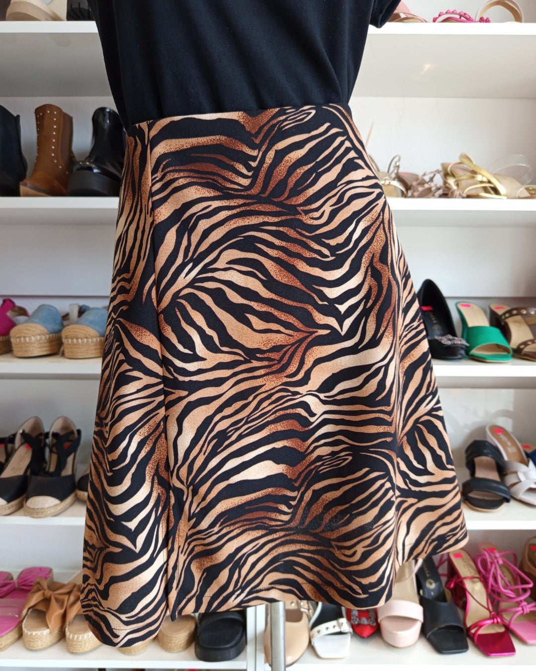 S0195 FALDA LINEA A, ANIMAL PRINT