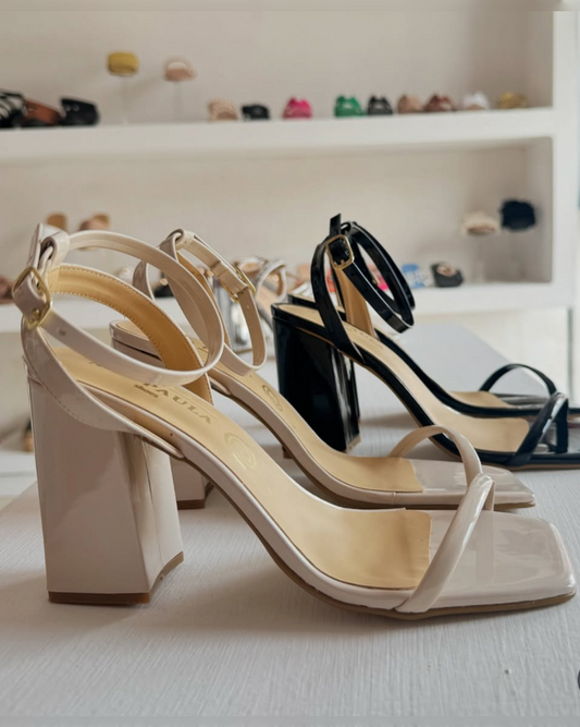 ZAPATILLAS DE PULSERA CHAROL COLOR HUEVO ZAP-2034
