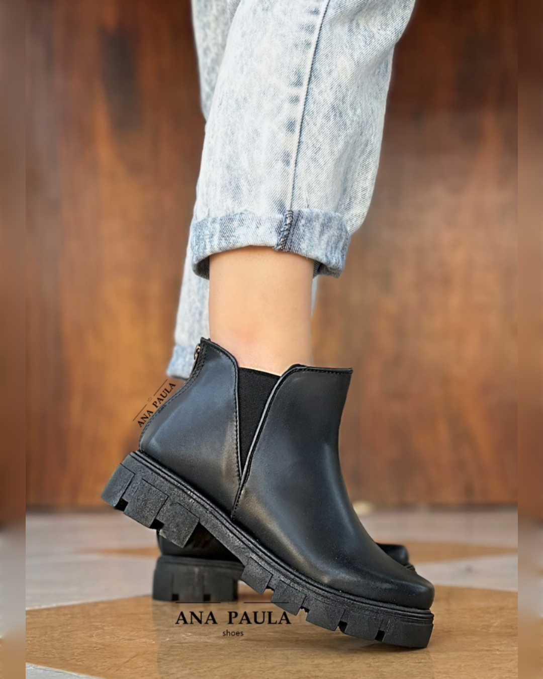 BOTIN NEGRO DE PISO BO-5110