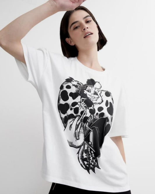 S0282 PLAYERA OVER SIZE DE CRUELA DE VIL